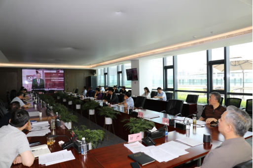 西安高新金控集团党委理论学习中心组深入学习贯彻《习近平著作选读》第一卷、第二卷